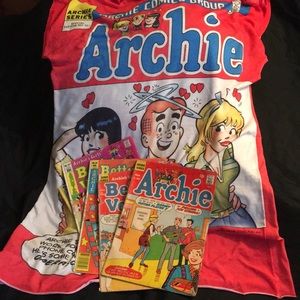 Archie comic pj’s vintage with 5 bks nice graphic